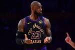 NBA高管：詹姆斯休赛期只有三个选择&mdash;&mdash;降薪留队、换队或退役